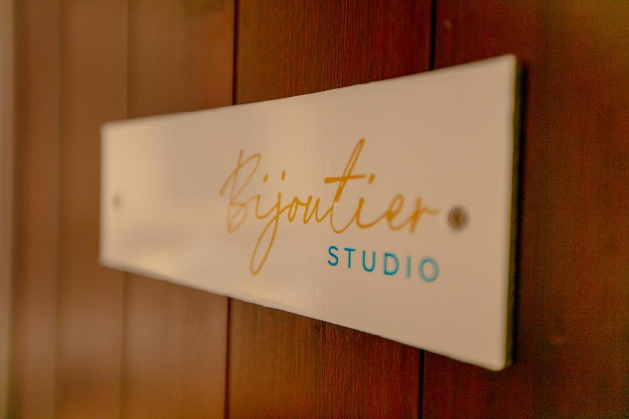 Eden Studios Luaran gambar